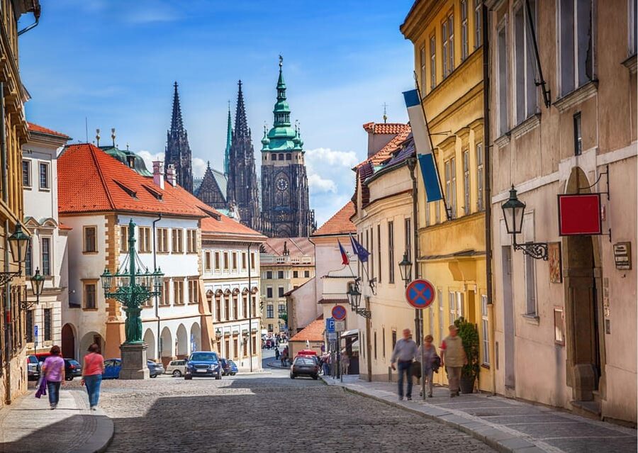 Prague: Castle Circuit Entry Tickets with Audio Guide - Key points to know before you go