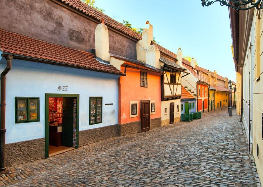 Prague: Castle Circuit Entry Tickets with Audio Guide - What this Prague Castle ticket actually gives you