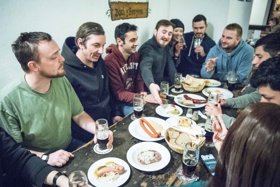 Prague: Castle Side Breweries & Pubs Guided Walking Tour - Why the Castle side works so well for a beer evening