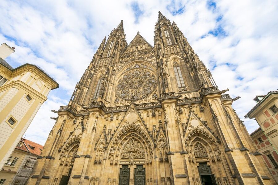 Prague: Castle Tour with Local Guide and Entry Ticket - Is the $61 price good value?