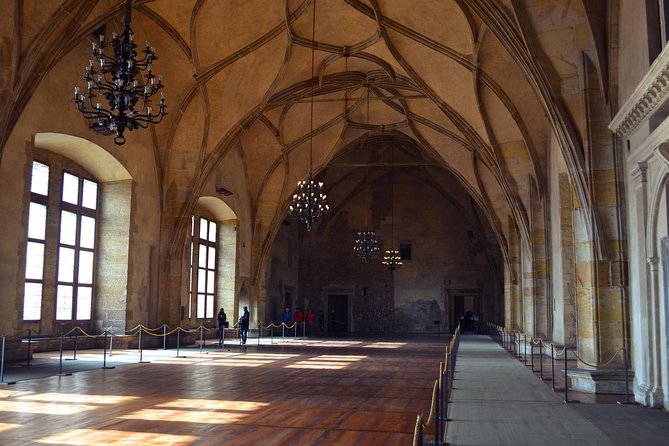 Prague Castle Walking Tour - Walking demands, crowds, and timing