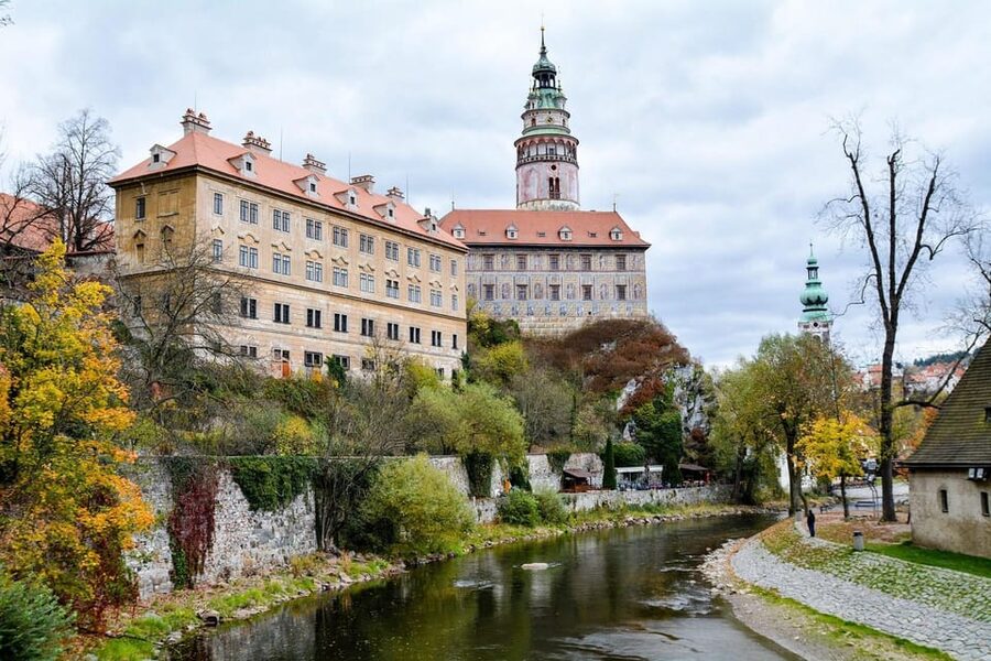 Prague: Cesky Krumlov Private Day Tour - Lunch with a local suggestion