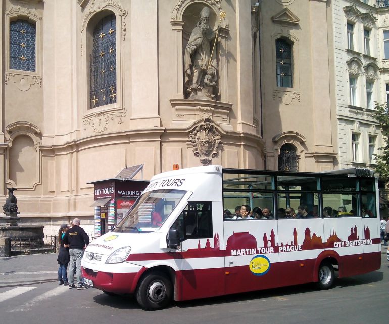 Prague City: 1-Hour Orientation Tour by Bus - What the $16 price really buys
