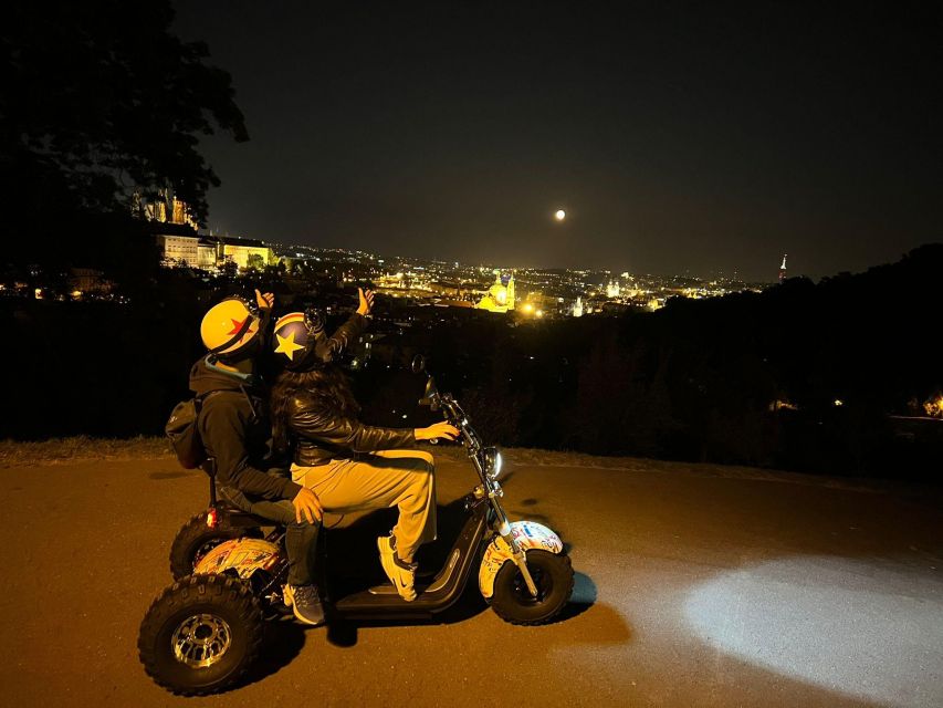 Prague City sightseeing in Night Trike Tour - A quick way to get your Prague bearings