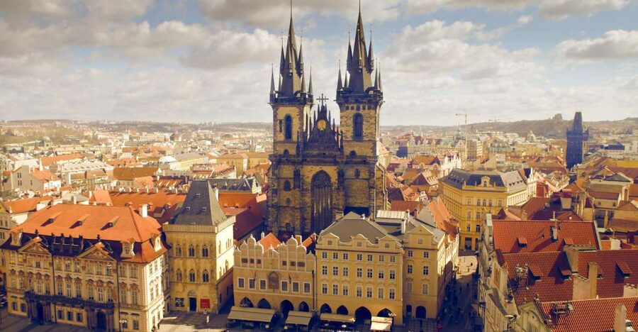 Prague: City Tour in Full - Four courtyards and the long story of St. Vitus