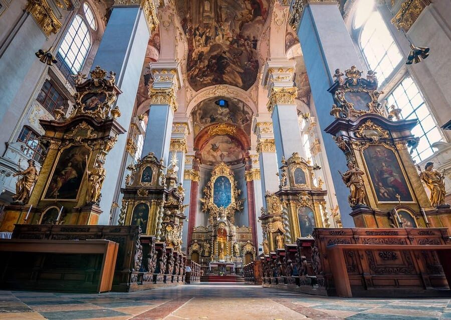 Prague: Classical Concert at St. Giles' Church - Strings, organ, soprano, and the people on stage