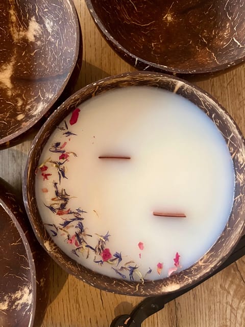 Prague: Coconut Candle Workshop - Starting With Scents and Materials