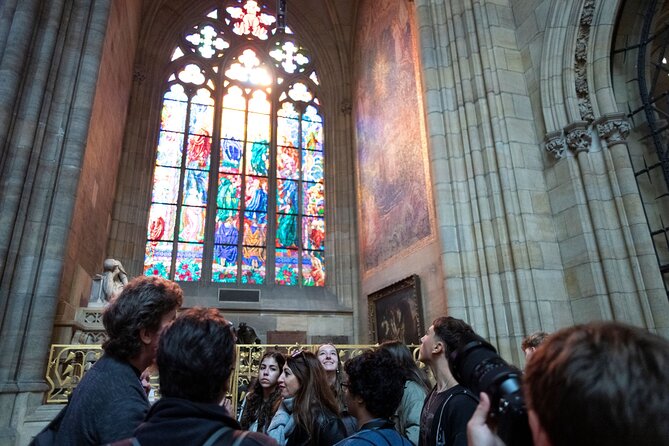 Prague Combo: Castle Guided Tour, Bus and Optional Boat - Old Royal Palace and the story of Bohemian power