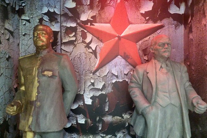 Prague Communism tour with visit of Communism museum - Starting at the Museum of Communism