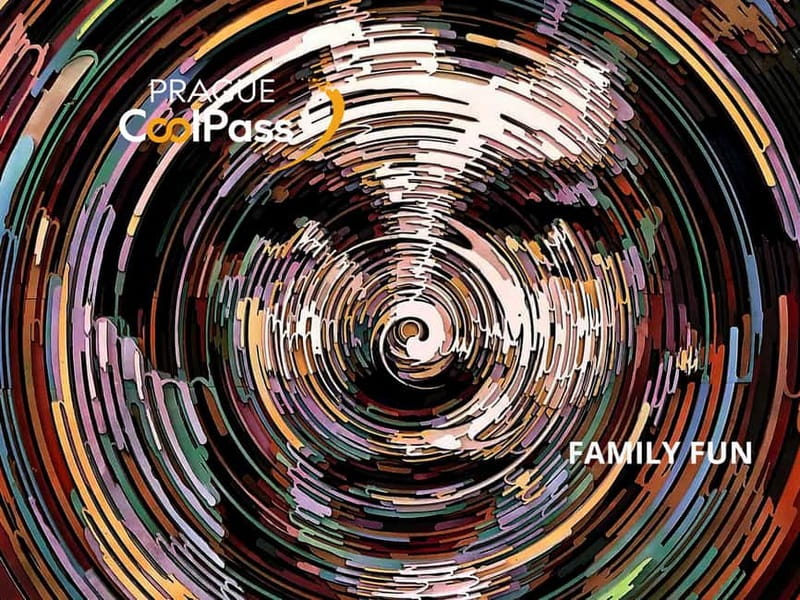 Prague: CoolPass with Access to 90+ Attractions - The included bus tour helps you get your bearings