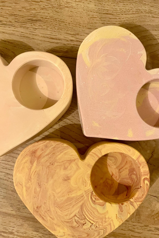 Prague: Craft your unique tea-candle holder set - Making a souvenir instead of buying one