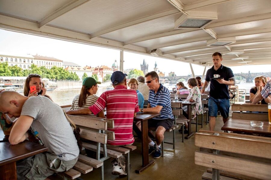 Prague Cruise: 1-Hour on the River Vltava - Booking and practical details to remember