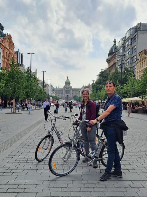 Prague E-Bike City Ride tour : 2hrs - Key points at a glance