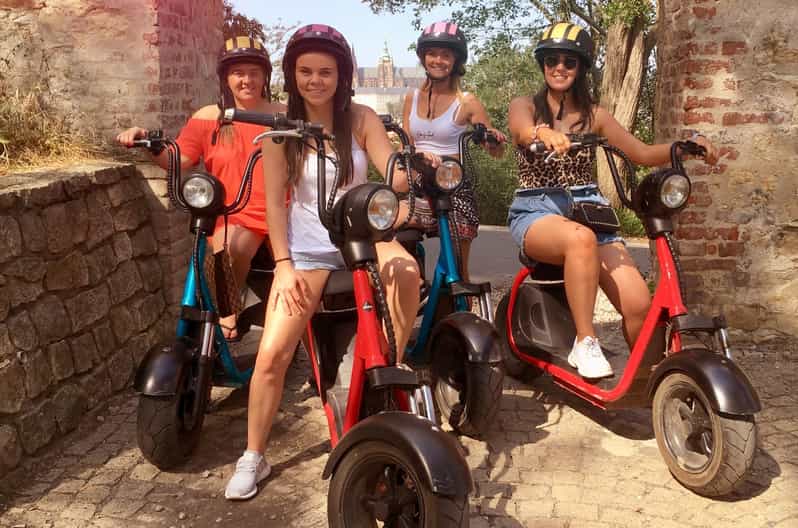 Prague Electric Scooter and eBike Grand Tour - Key points to know before you book