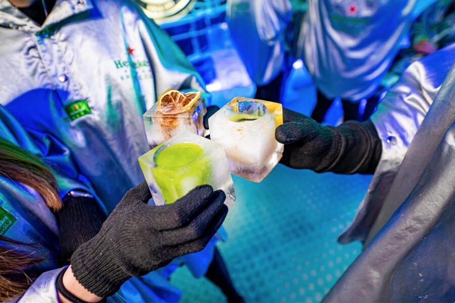 Prague: Entry ticket to Ice Pub Prague with Nightclub Option - What to wear at minus 7°C