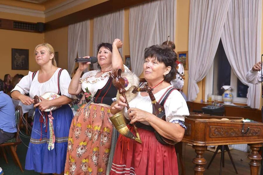 Prague: Folk Dancing Dinner Experience - Booking details that matter