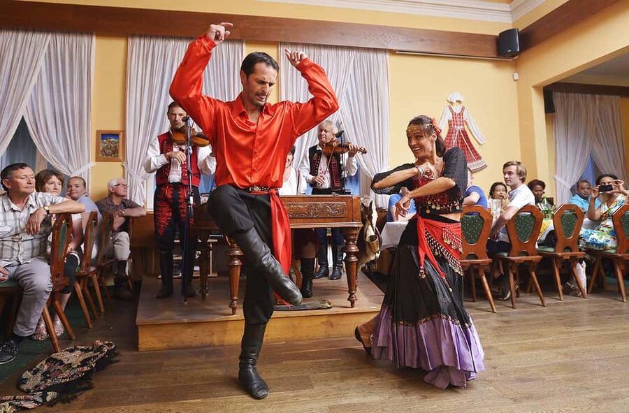 Prague: Folk Dancing Dinner Experience - A Czech folk night built around music, food, and easy logistics