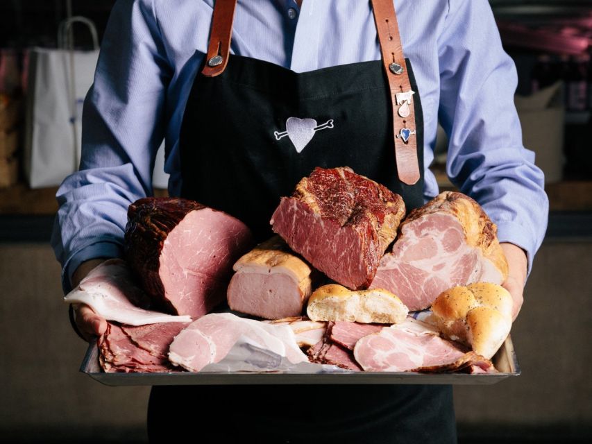 Prague: Food and Beer Guided Walking Tour with Tastings - Café Louvre and the classic Czech meal