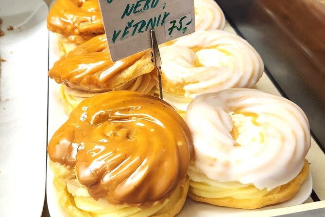 Prague Food tasting tour of Hidden Gems for Small Groups - Why Vinohrady is the right setting for a Czech food tour