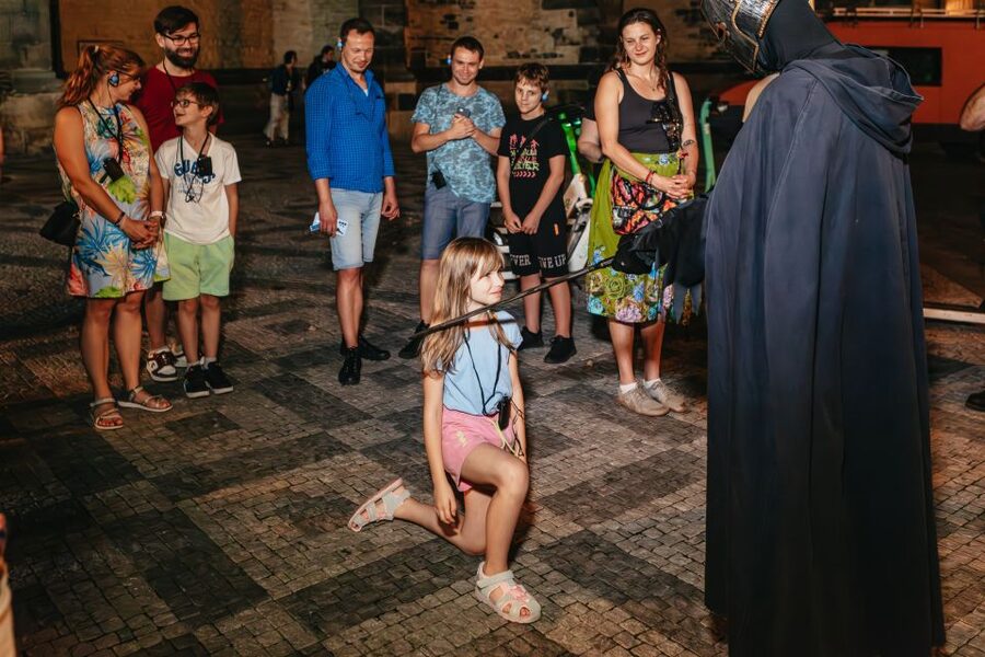 Prague: Ghost Walking Tour Where Legends Come To Life - Guides make or break the evening