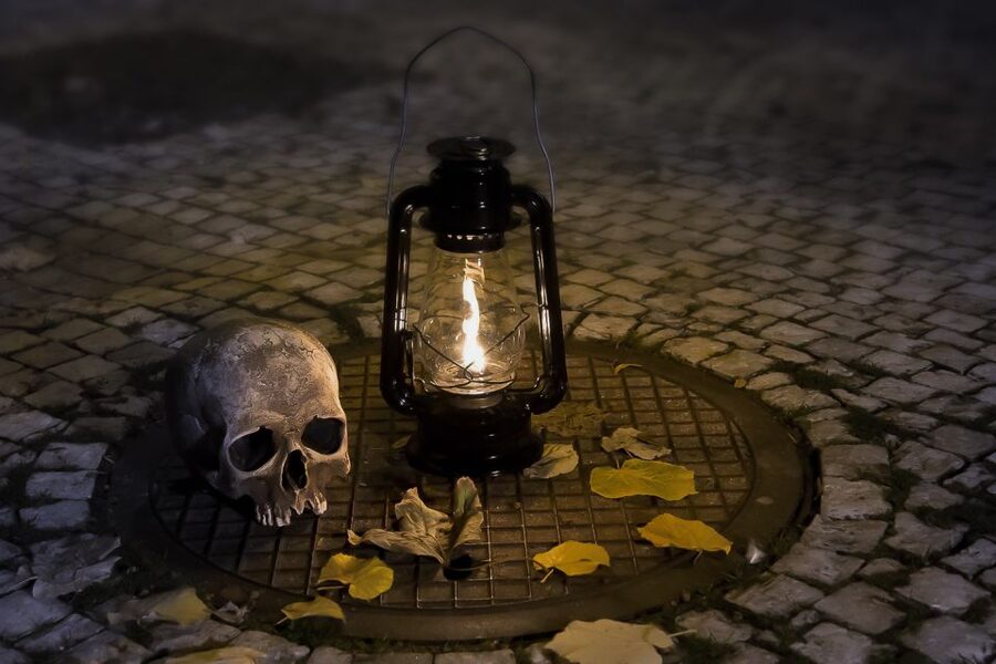 Prague: Ghosts and Legends Nighttime Guided Walking Tour - The Jewish Quarter and Old-New Synagogue