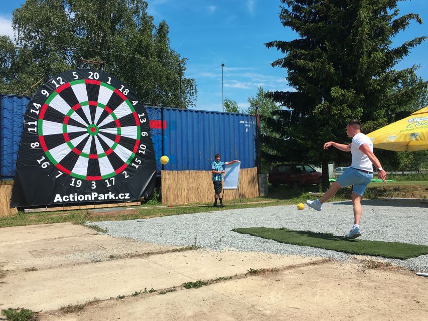 Prague : Giant Foot Darts and Giant Beer Pong Game - What the three-hour schedule really means