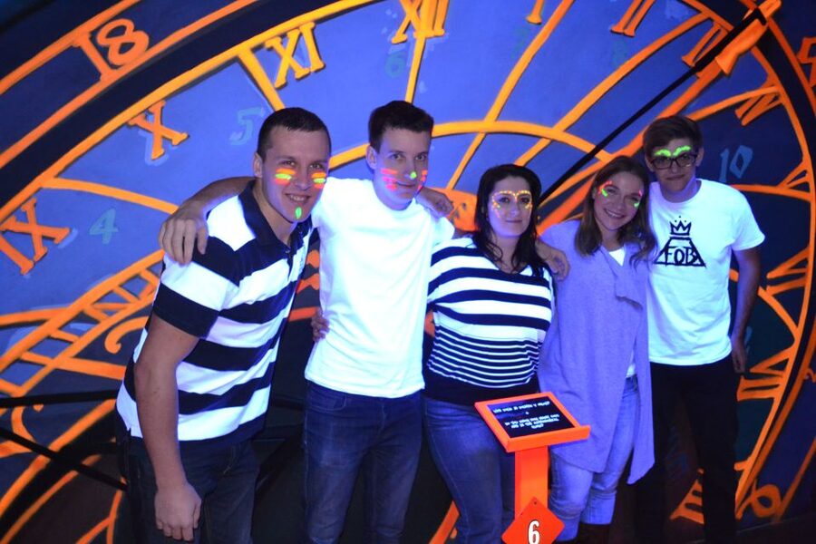 Prague: Glow Golf Mini Golf Game by UV Light - Drinks, snacks, and what the price really covers