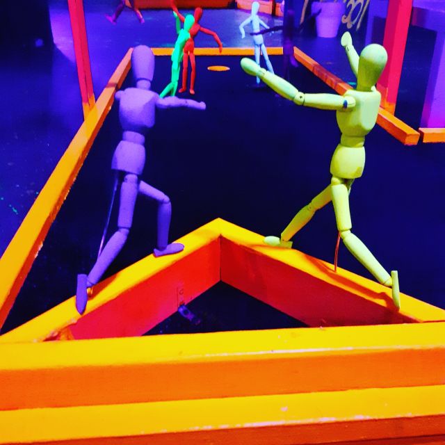 Prague: Glow Golf Mini Golf Game by UV Light - What happens when you arrive