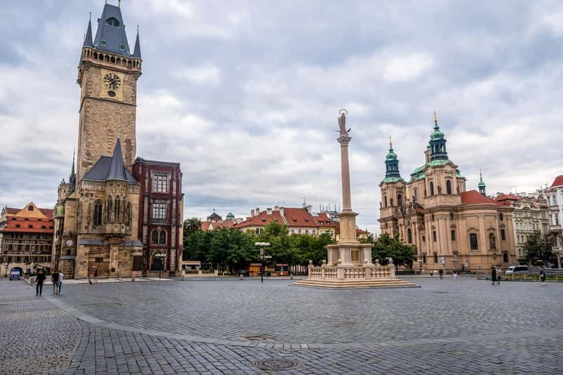 Prague Grand 2,5 hour + 2 hour exterior walking tour - Should you book this Prague walking tour?
