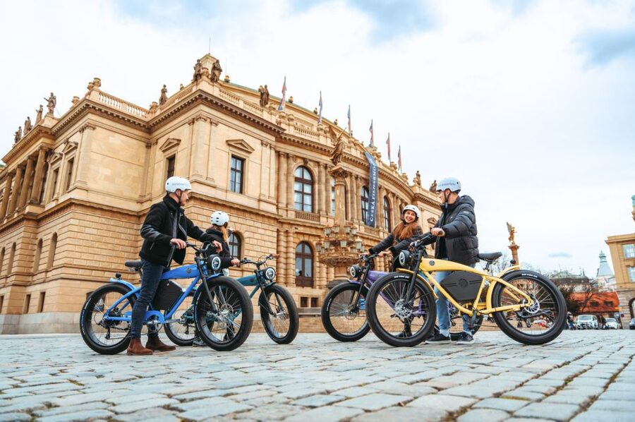 Prague: Grand City Tour on Fat e-Bike - Prague Castle, Strahov, and Petrin