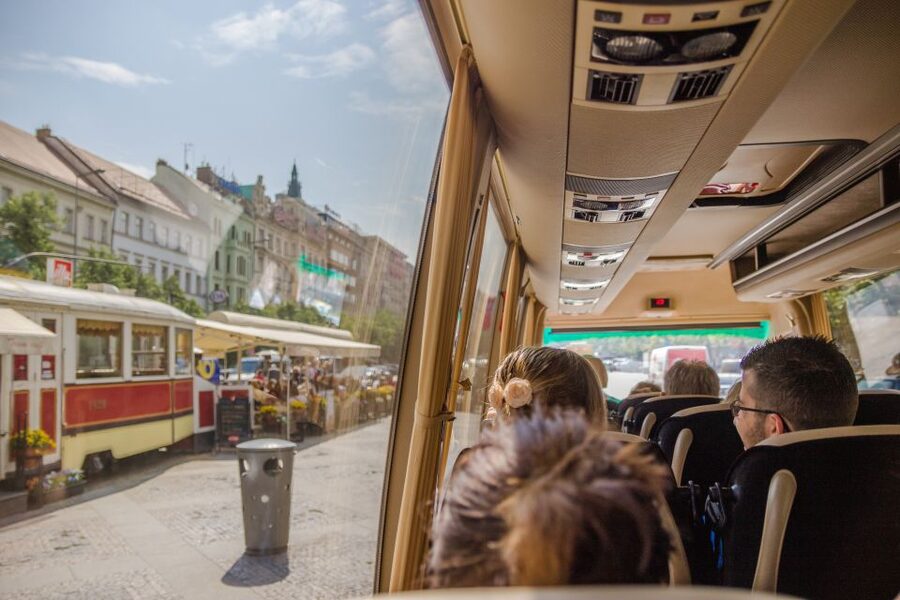 Prague: Guided Bus & Walking Tour with River Cruise & Lunch - Charles Bridge and the walk into Old Town