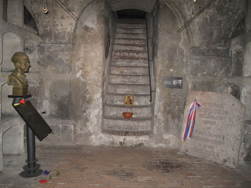Prague: Guided Operation Anthropoid Tour with Lidice - Who should take this tour?