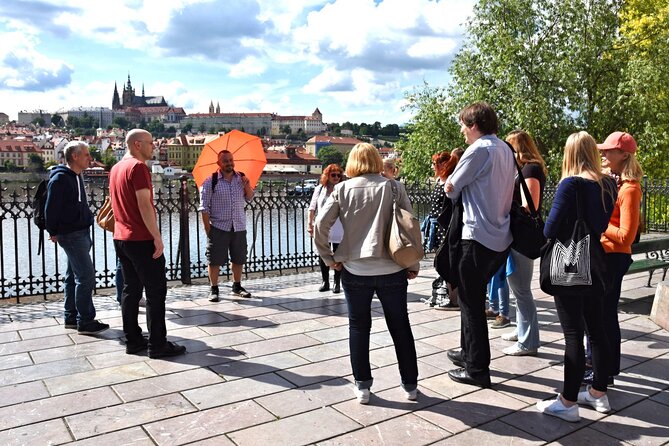Prague Guided Walking Tour and Cruise with Authentic Czech Lunch - Why this six-hour route works so well