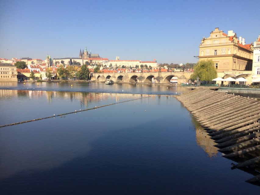Prague: Half-Day City Highlights Walking Tour - Up the Castle Steps to Hradčany Square