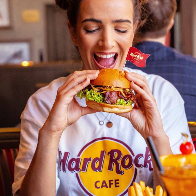Prague: Hard Rock Cafe with Set Menu for Lunch or Dinner - Key points to know before booking