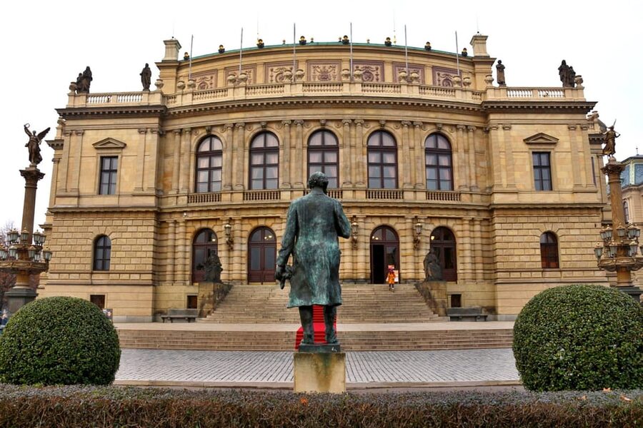 Prague: Hidden Gems Walking Tour with Local Guide - Charles Bridge, Kafka, and Prague’s narrowest street