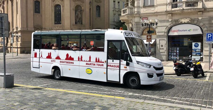 Prague: Historic City Center Bus Tour with Top Sights - Who should book this Prague bus tour?