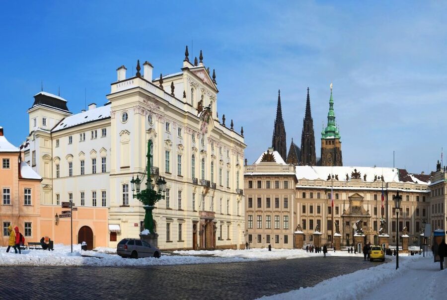 Prague Hradcany Castle, St Vitus Cathedral Tour with Tickets - Key points at a glance