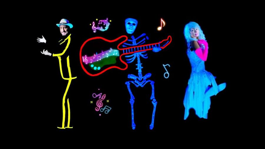 Prague: Images of Love Black Light Theatre Show - The music: from original compositions to pop hits