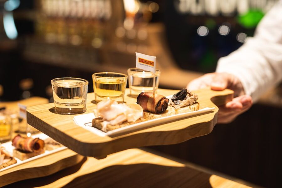 Prague:Interactive Museum of the National Drink with tasting - Becoming a plum in the 5D virtual reality show
