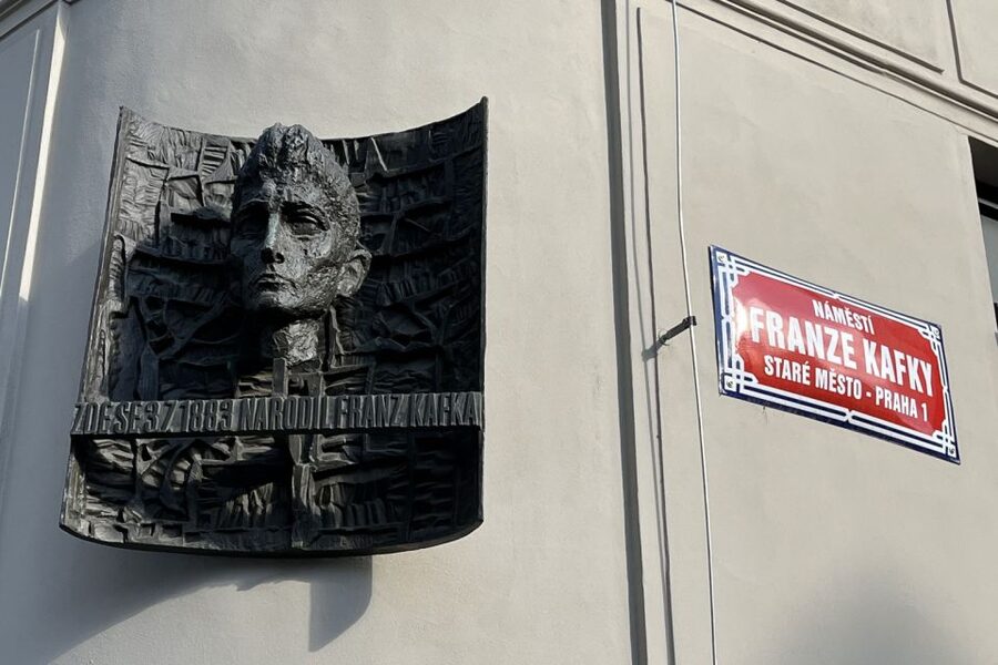 Prague: Jewish Town Guided Walking Tour - Maisel Synagogue and the early Jewish community