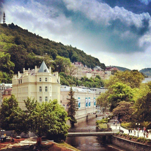 Prague: Karlovy Vary Day Trip with Watchtower and Funicular - First Look at Karlovy Vary and the Vřídlo Geyser
