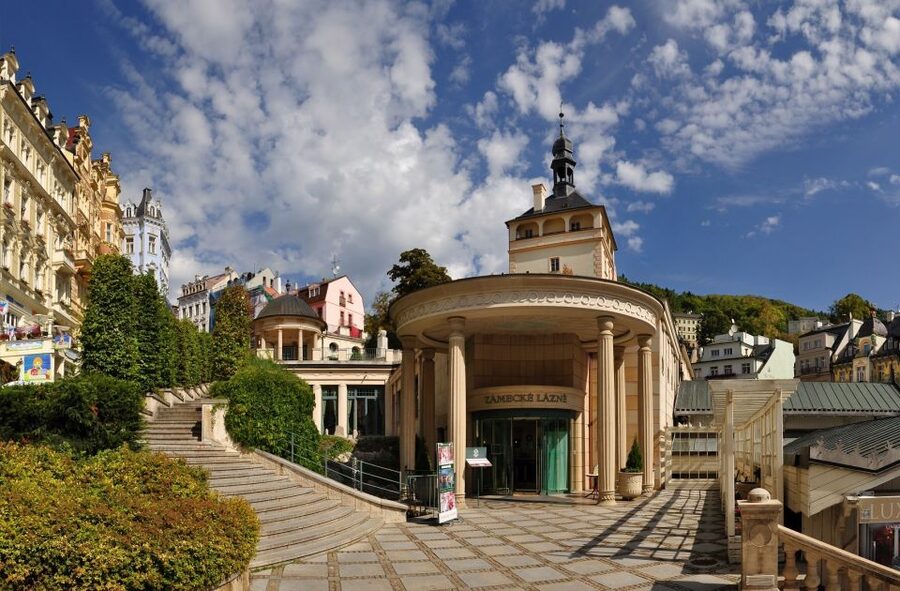 Prague: Karlovy Vary Tour with Lunch and Moser Museum Visit - Is the $78 price good value?