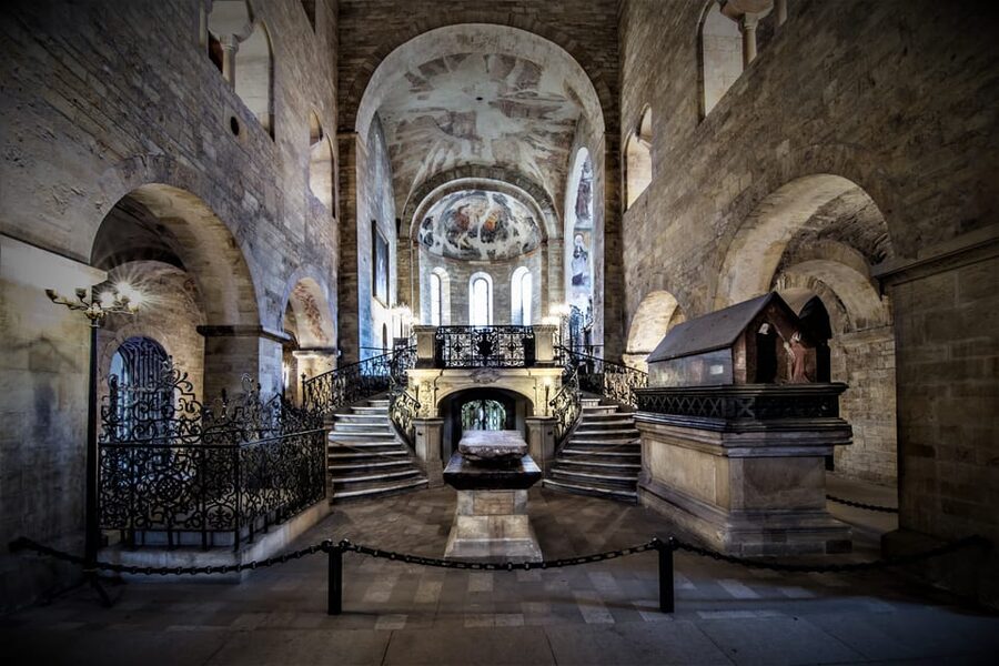 Prague: Klementinum Mirror Chapel Classical Music Concert - Practical tips for a better evening