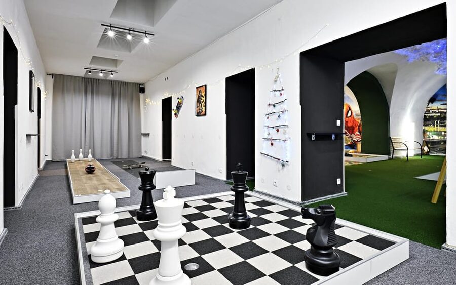 Prague: Mazemania Miniature Golf Experience - Why Mazemania is different from ordinary mini-golf