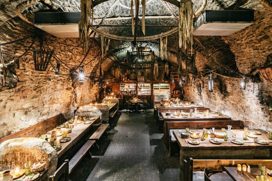 Prague: Medieval Dinner with Unlimited Drinks - Choosing between the three-course and five-course dinner