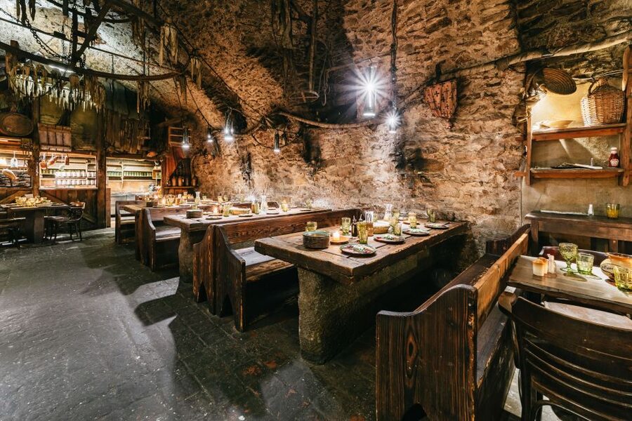 Prague: Medieval Dinner with Unlimited Drinks - Is $75 good value?
