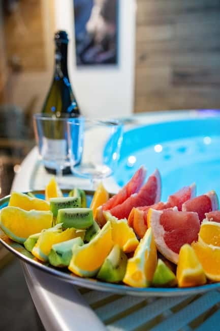 Prague: Modern Private Spa with Jacuzzi and Sauna - Is $50 per person a fair price?
