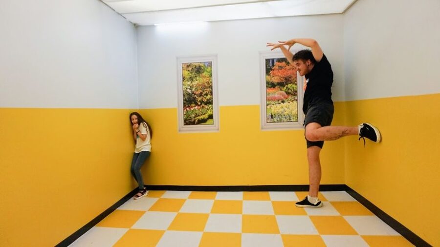 Prague: Museum of Senses Admission Ticket - Mirror maze and the first change in perspective