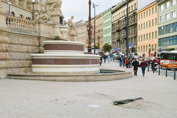Prague: National Museum Ticket & Online Audioguide City Tour - Entering the National Museum Historical Building